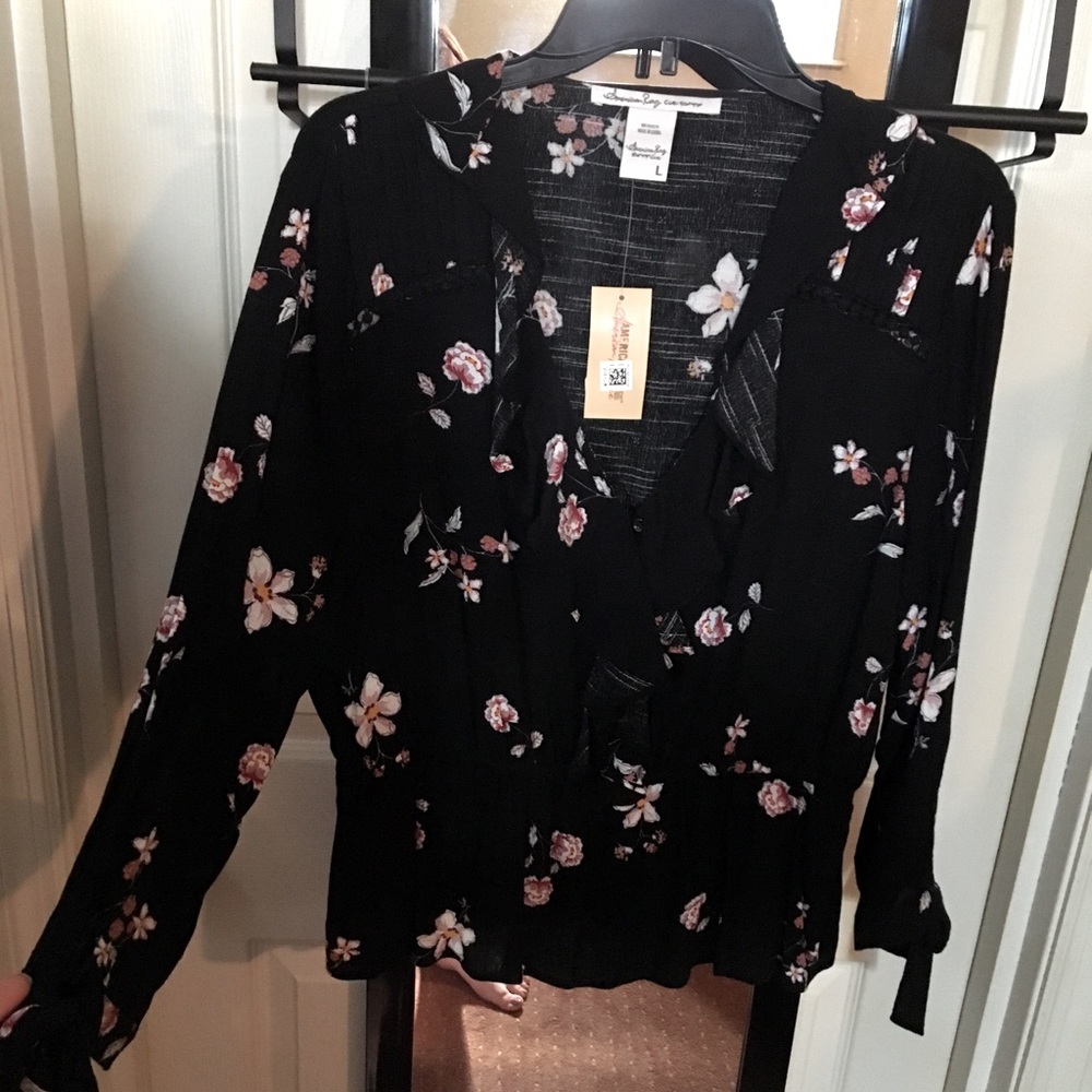 Ruffle Cropped Blouse